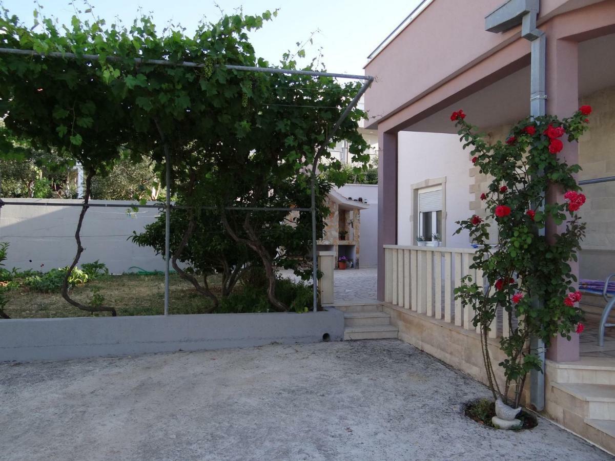 Vila Emilija Traù Esterno foto