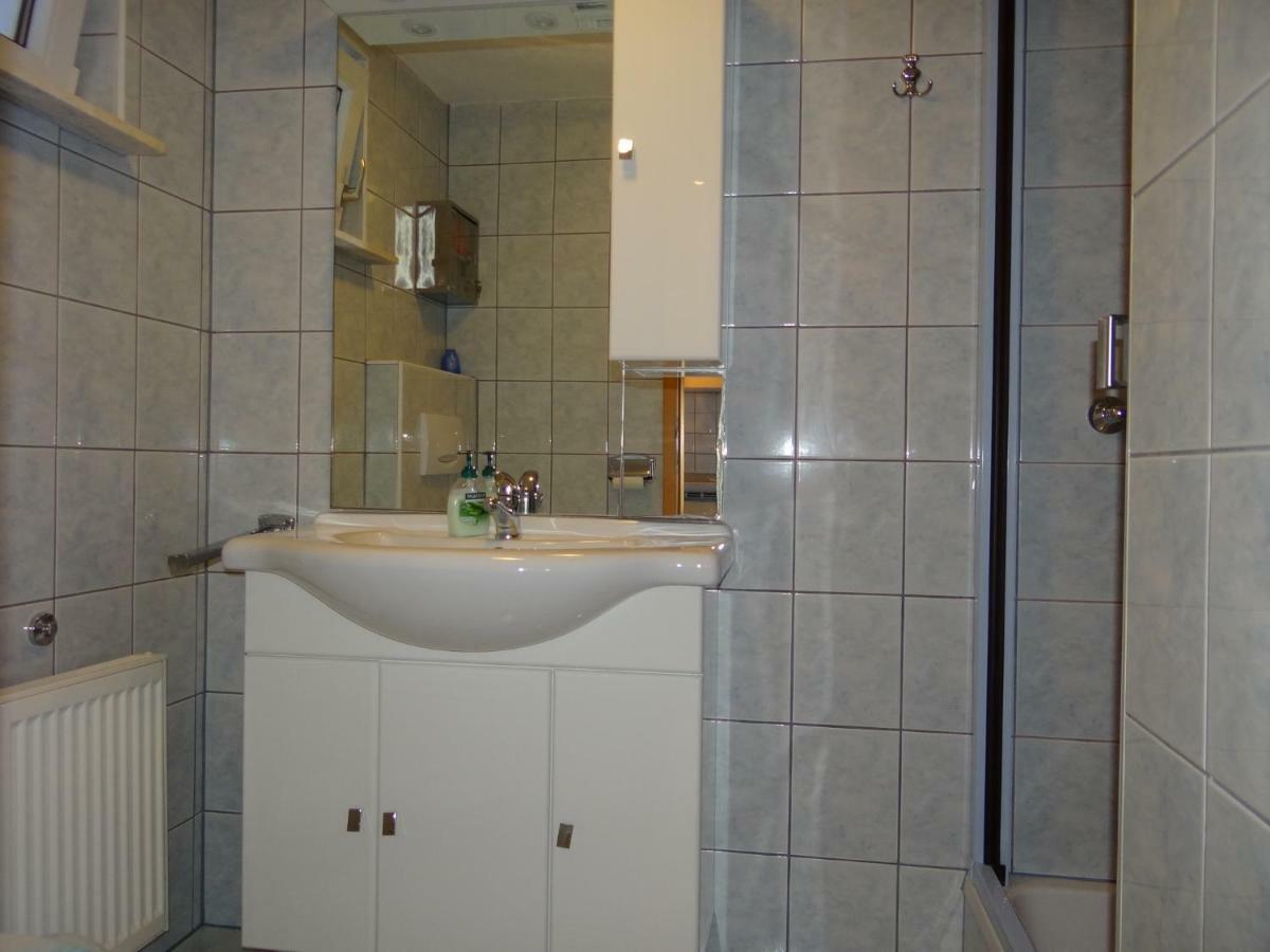 Vila Emilija Traù Esterno foto