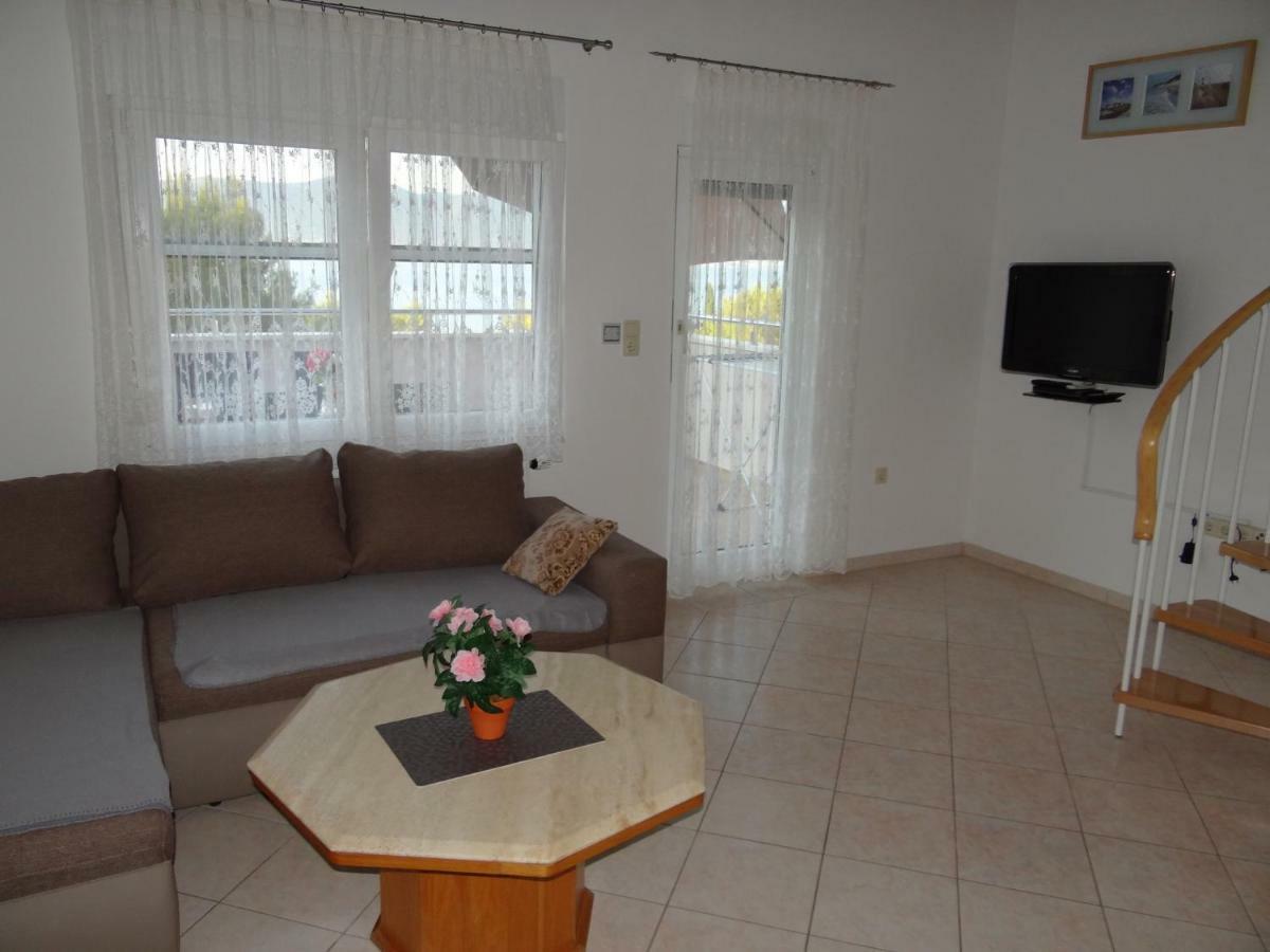 Vila Emilija Traù Esterno foto