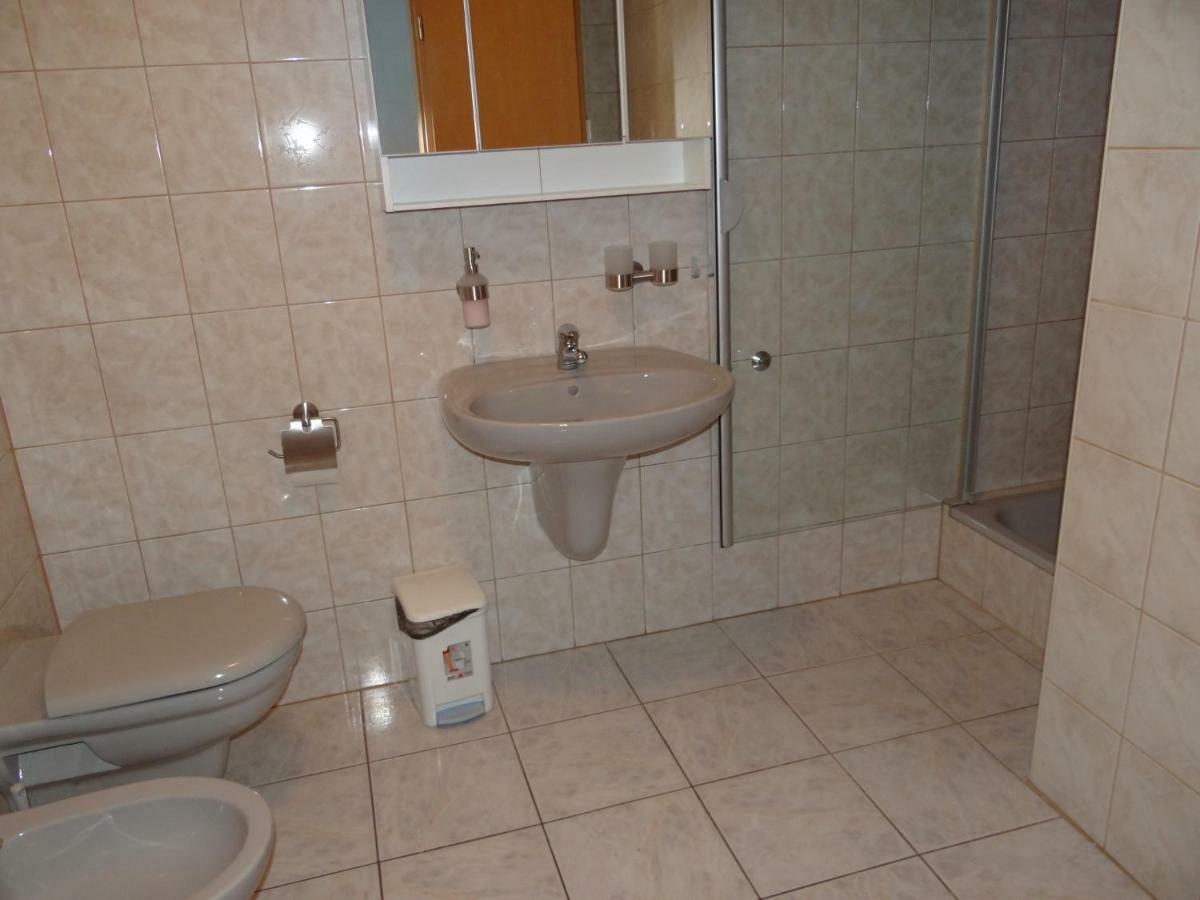 Vila Emilija Traù Esterno foto
